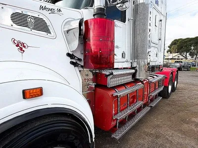 2008 Kenworth T900 Series T908 photo 14