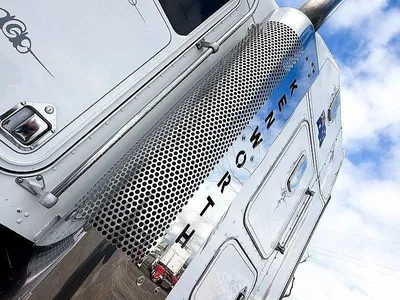 2008 Kenworth T900 Series T908 photo 16