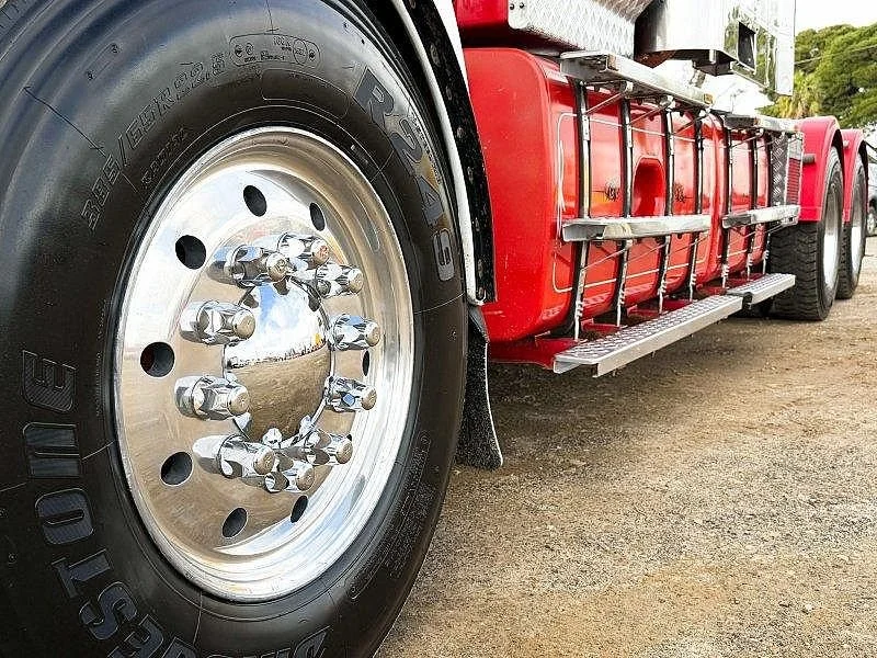 2008 Kenworth T900 Series T908 - Image 17