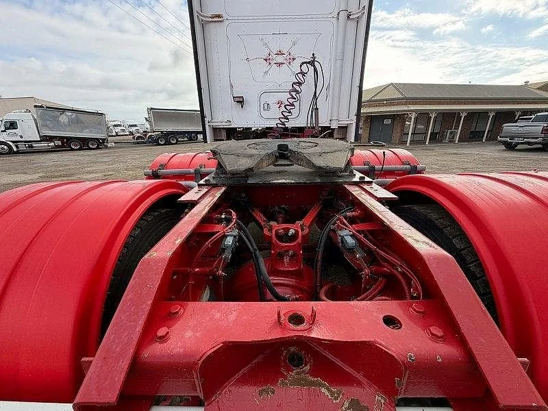 2008 Kenworth T900 Series T908 - Image 25