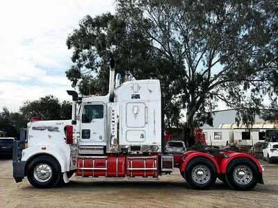 2008 Kenworth T900 Series T908 photo 4