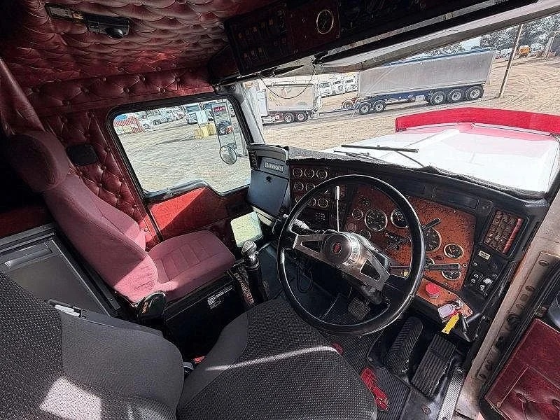2008 Kenworth T900 Series T908 - Image 41