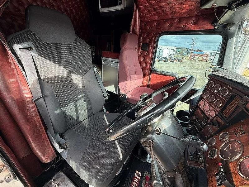 2008 Kenworth T900 Series T908 - Image 42