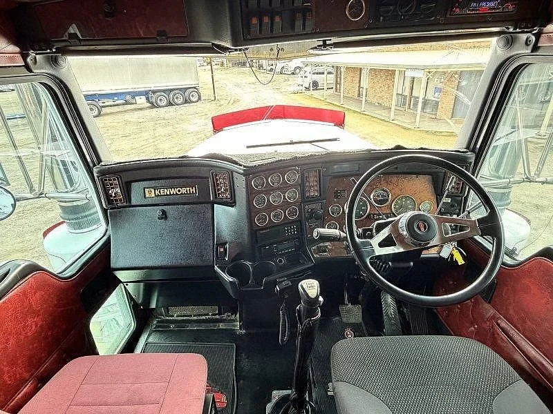 2008 Kenworth T900 Series T908 - Image 50