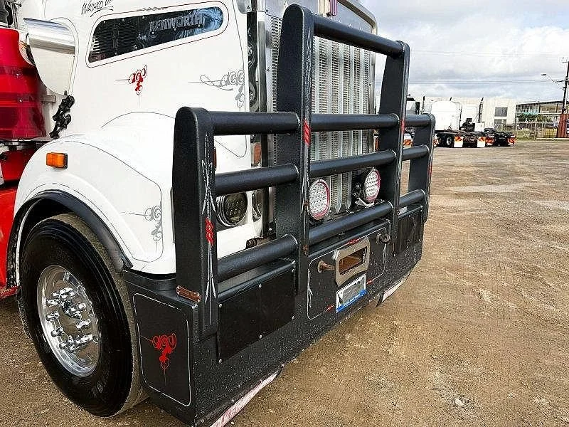 2008 Kenworth T900 Series T908 - Image 9