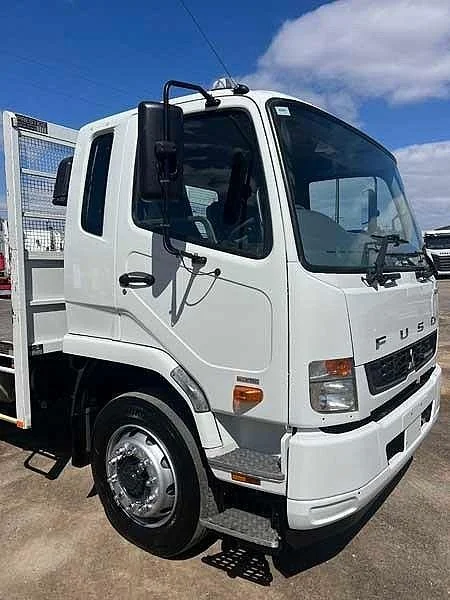2015 Fuso Fighter 1627 4x2 Tray Truck - Image 19