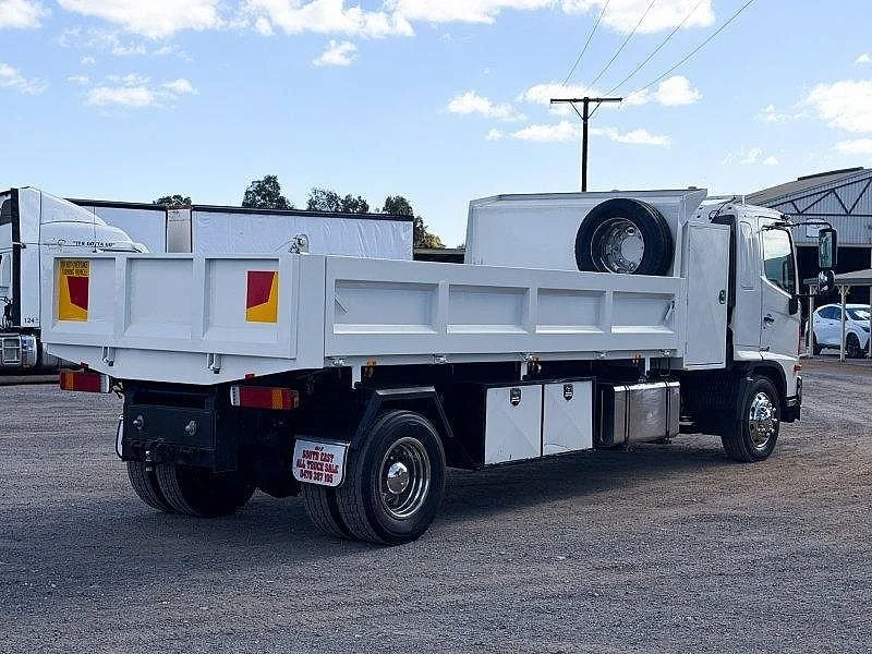 2015 Hino 500 Series FE1426 Auto Tipper - Image 8