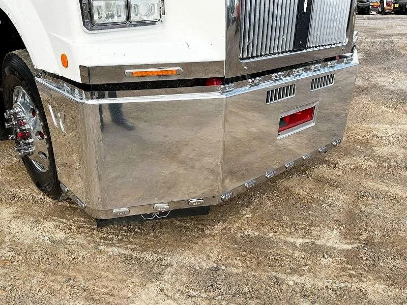 2019 Western Star 5800 Series 5864SS - Image 12