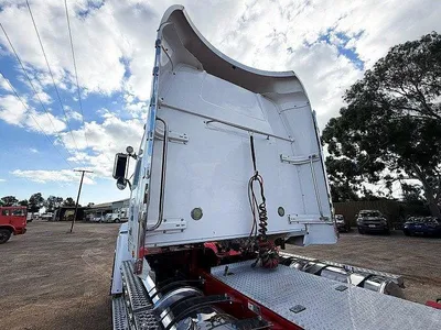 2019 Western Star 5800 Series 5864SS photo 16