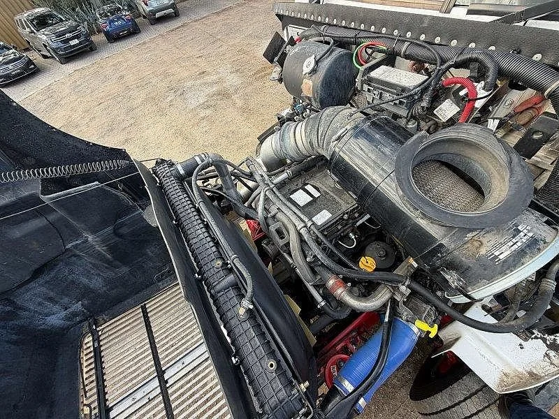 2019 Western Star 5800 Series 5864SS - Image 31
