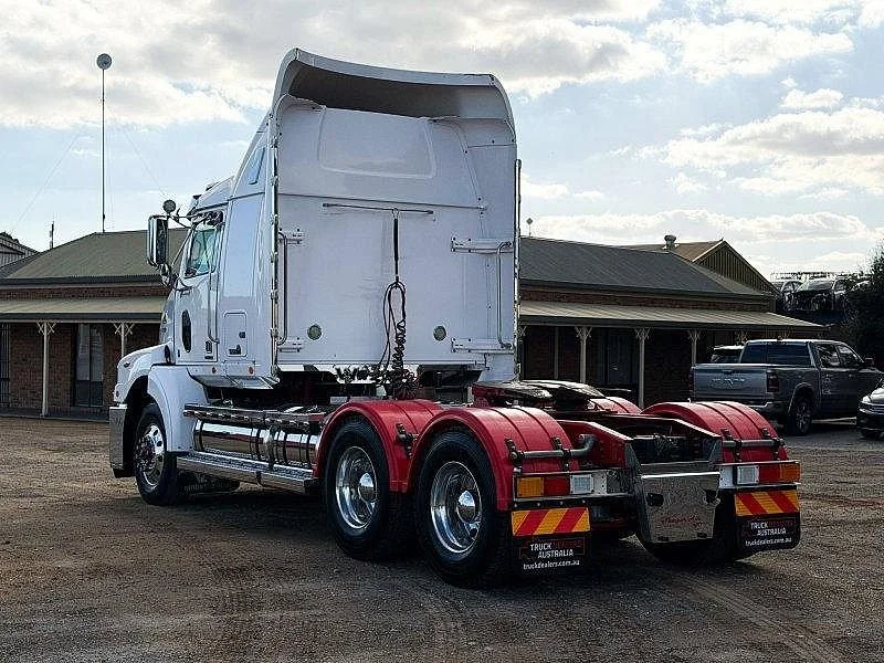 2019 Western Star 5800 Series 5864SS - Image 5