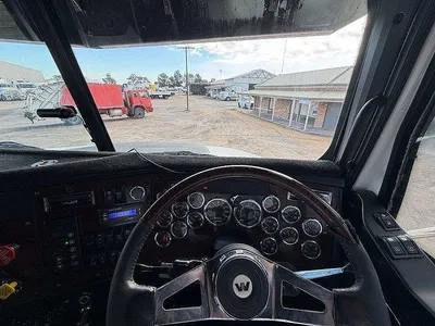 2019 Western Star 5800 Series 5864SS photo 42