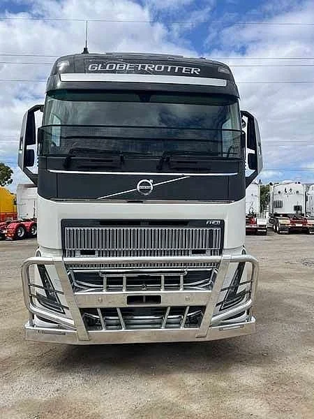 2022 Volvo FH Series FH600 XL Globetrotter 6x4 prime mover - Image 14