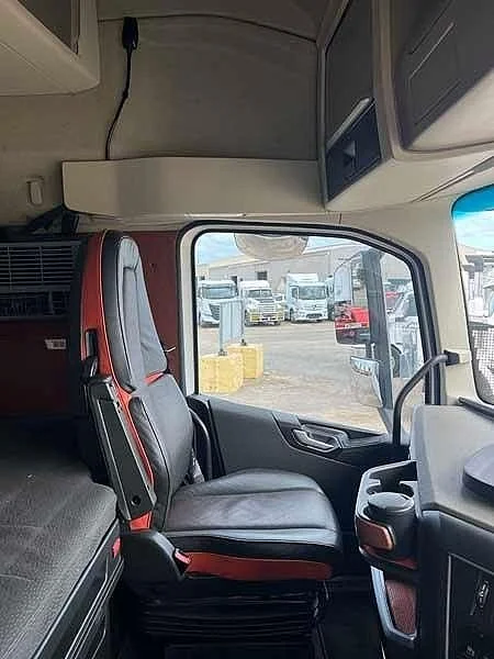 2022 Volvo FH Series FH600 XL Globetrotter 6x4 prime mover - Image 34