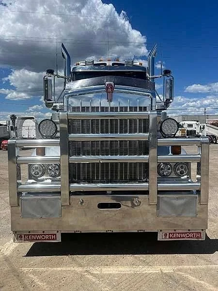2018 Kenworth T909 6x4 prime mover rebuild history - Image 13