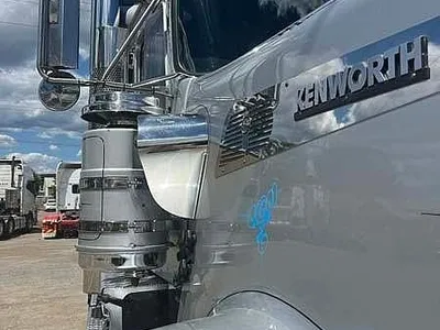 2018 Kenworth T909 6x4 prime mover rebuild history photo 16