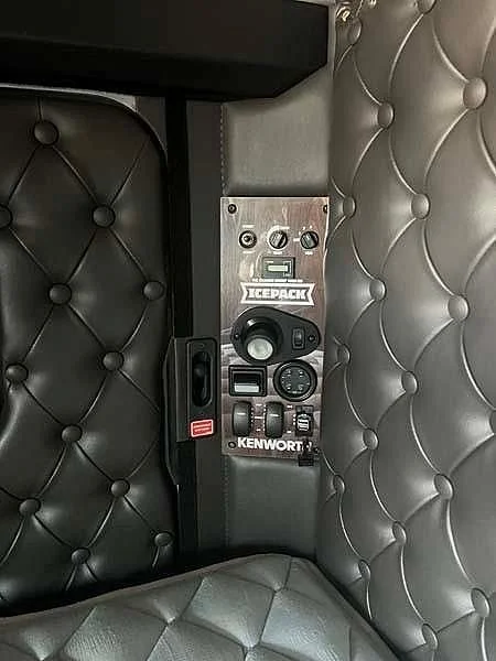 2018 Kenworth T909 6x4 prime mover rebuild history - Image 26