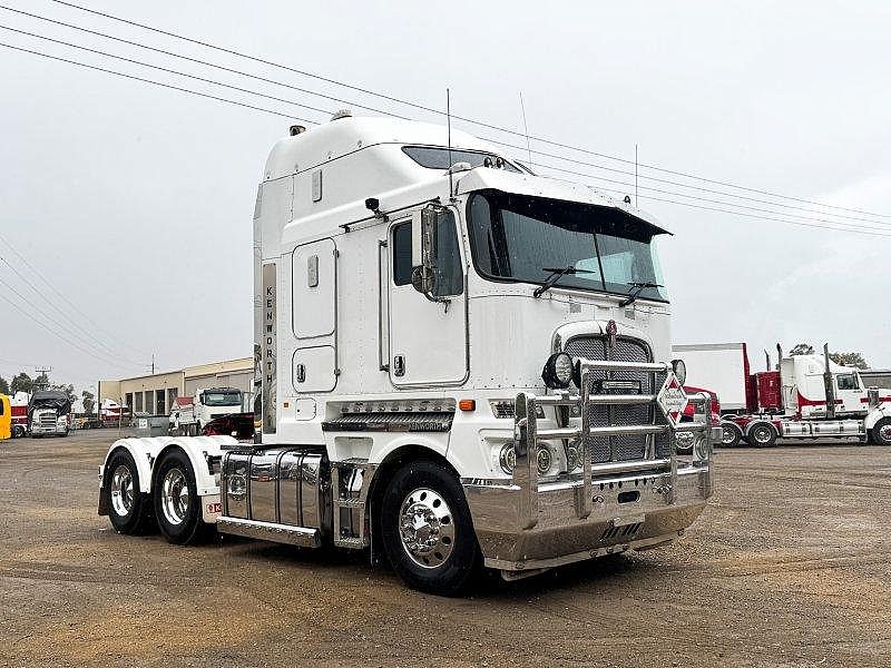 2015 Kenworth K200 Big Cab Prime Mover