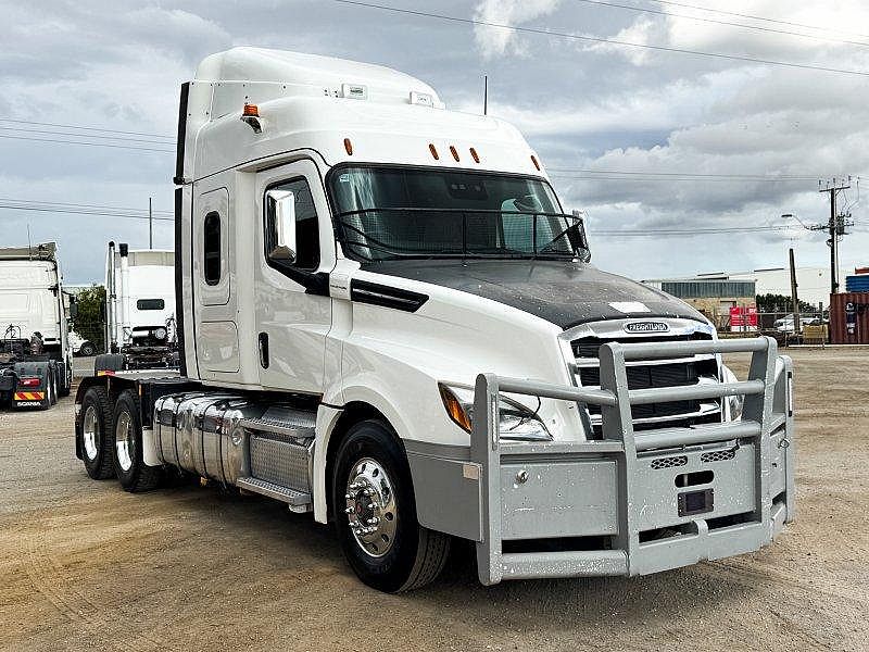 2021 Freightliner Cascadia 126 Prime Mover