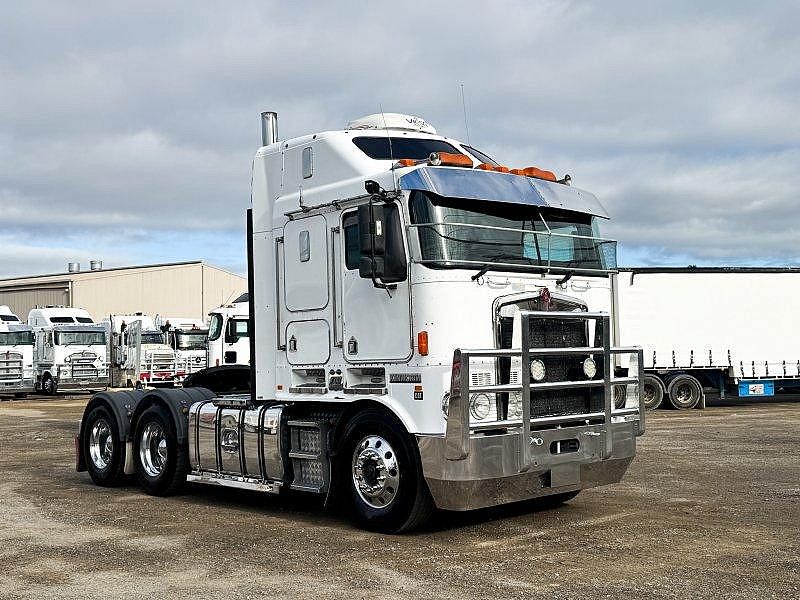 2007 Kenworth K104B Aerodyne Prime Mover